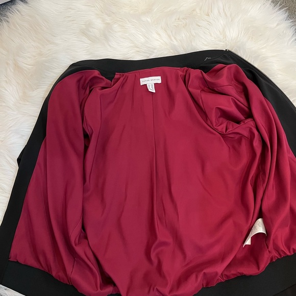 Susan Graver zip front bomber jacket with embroidered roses. Size XXS - Picture 6 of 10